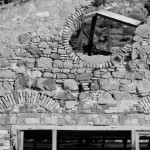 Buggerru, laverie Malfidano. Dettagli di un muro, parte sud della facciata.